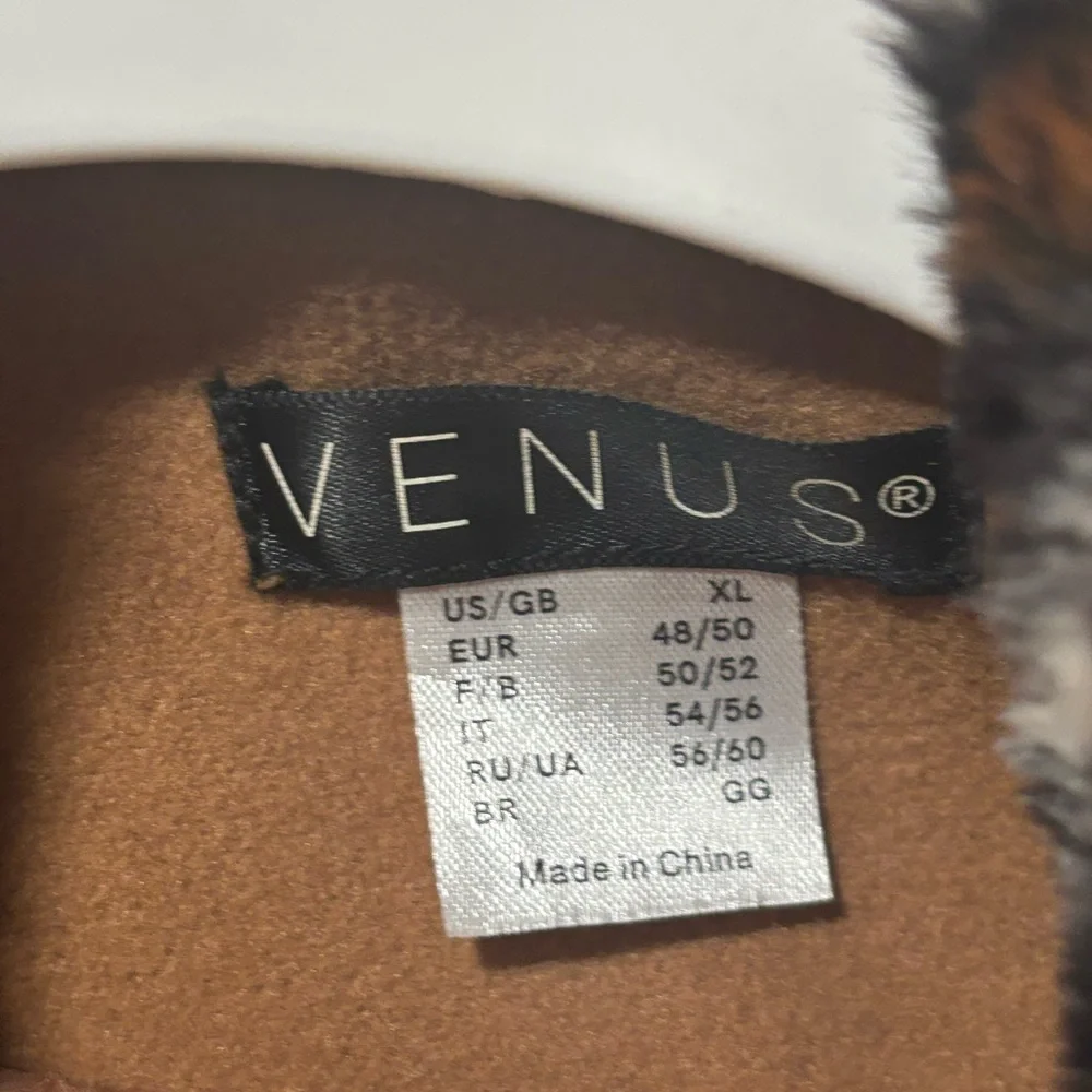 NWOT: Venus beige double breasted coat with leopard print trim, X Large - Picture 6 of 9